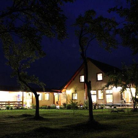 Pensiunea Casa Noastra Baia de Fier Εξωτερικό φωτογραφία