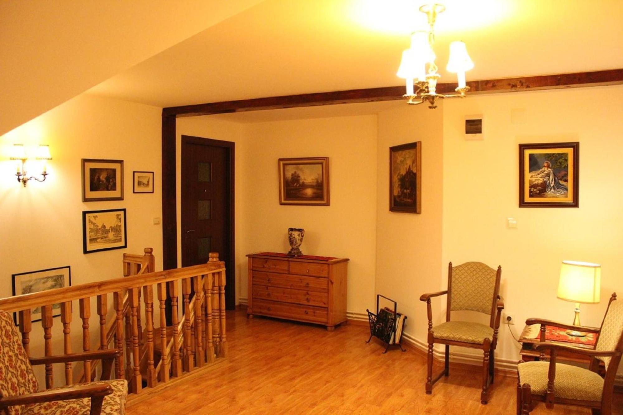 Pensiunea Casa Noastra Baia de Fier Εξωτερικό φωτογραφία